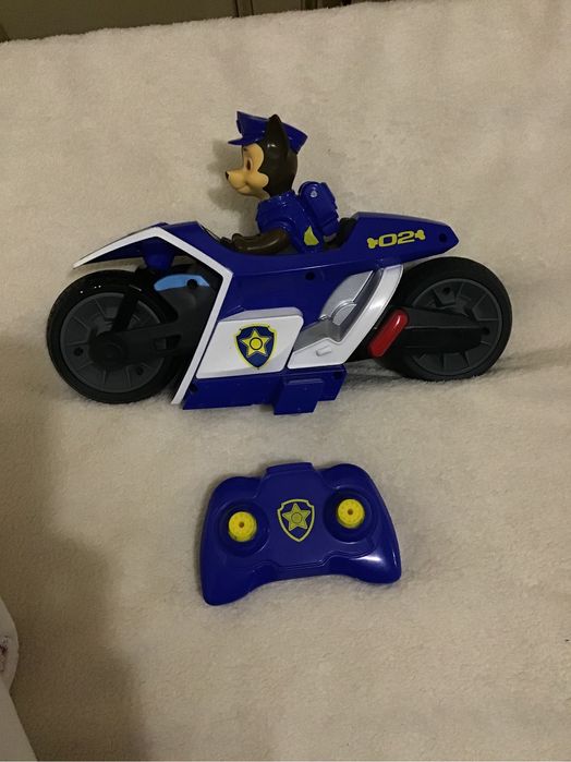 Щенячий патруль чейз гонщик мотоцикл на пульті