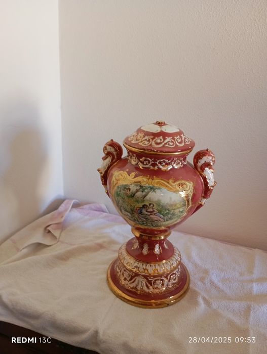 Pote  decorativo antigo