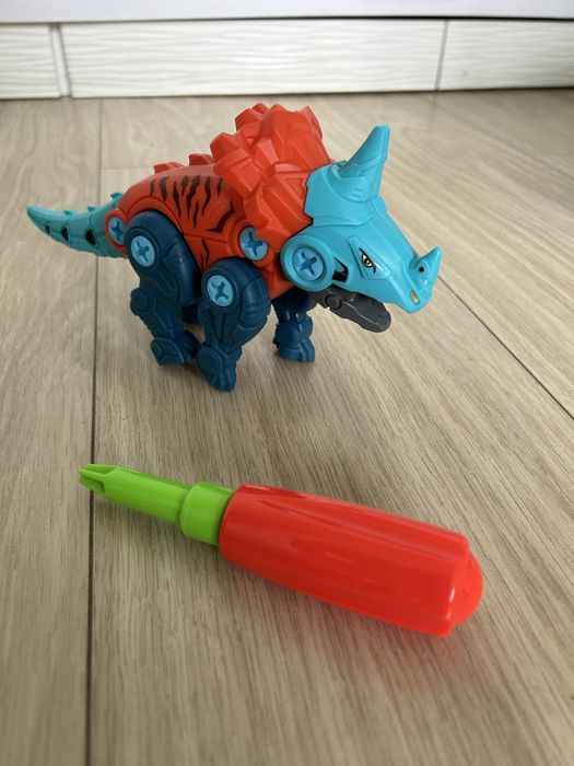 Dinozaur do skrecania nowy