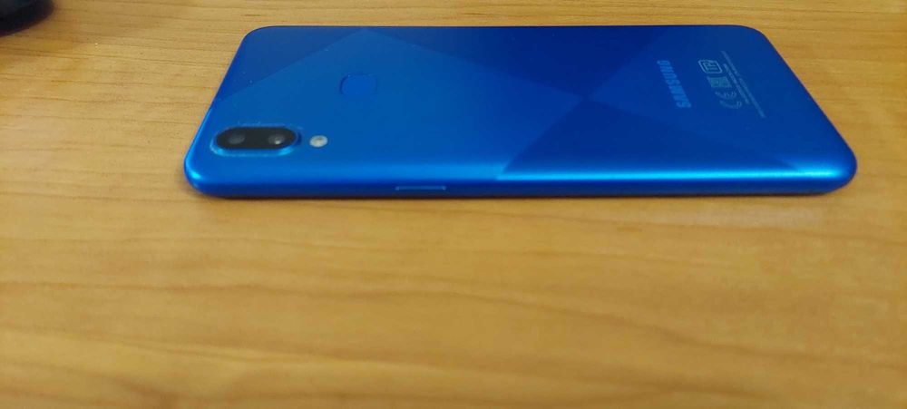Телефон Samsung A10S 2/32Gb,гарний стан.