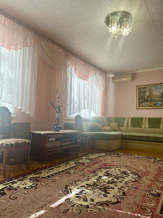 Дом с хоз постройками,  Глееватка