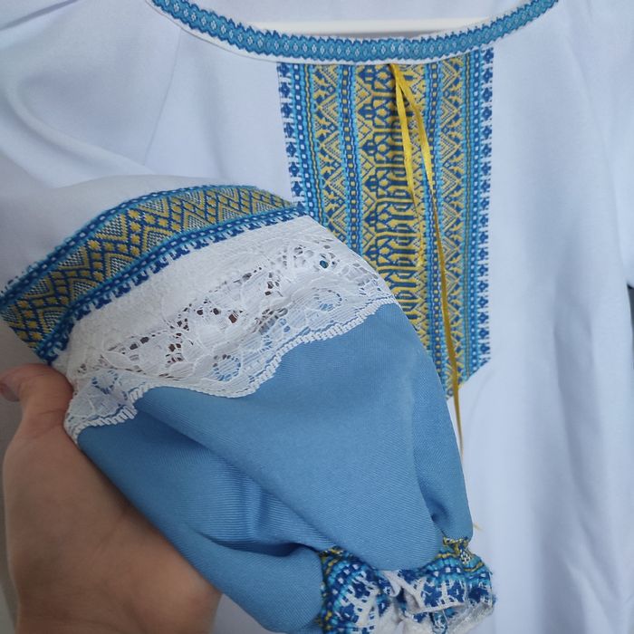 Дитяча вишиванка 5років