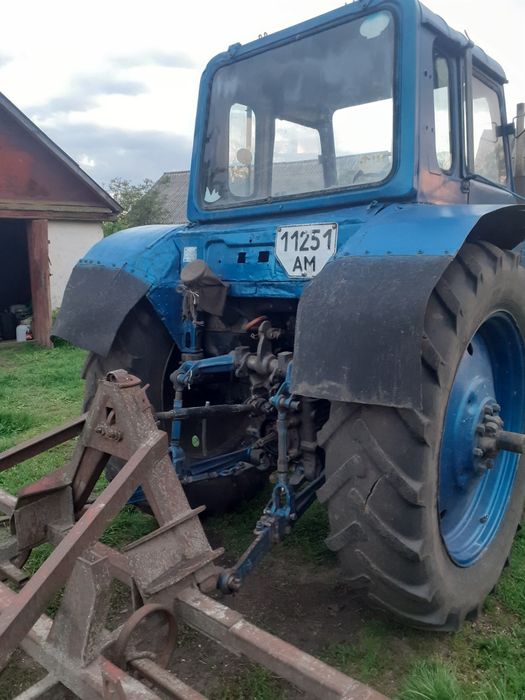 МТЗ 80 в робочому стані