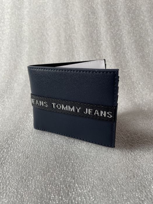 Новый кошелек tommy hilfiger (томми tj coin pocket wallet)с америки