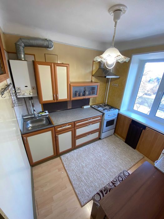 Продаж 2к  в ЦЕНТРІ міста. СВІЖИЙ РЕМОНТ  VS ID: 34758