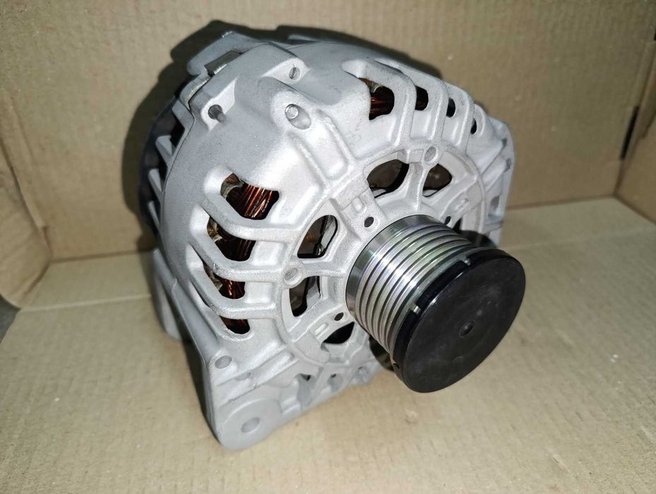 Генератор Master Trafic Movano Vivaro Primastar Laguna 1.9 2.2 2.5 Dci