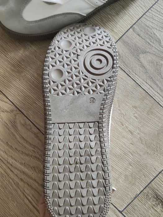 Buty damskie jesienne