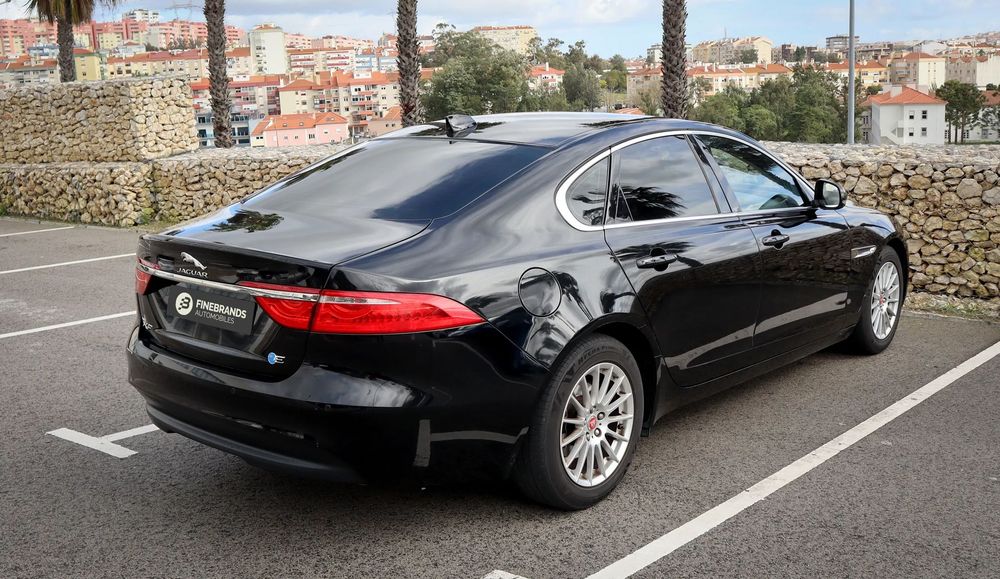 Jaguar XF E-Performance Prestige