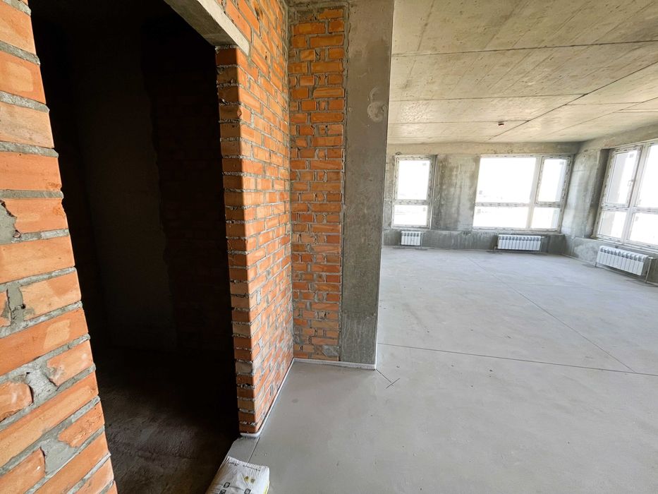 Продається квартира 67м2 у готовому будинку. KUB29. Дніпровський район