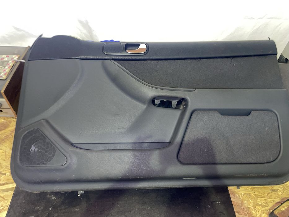 Quartelas Audi A3 8L 3 portas
