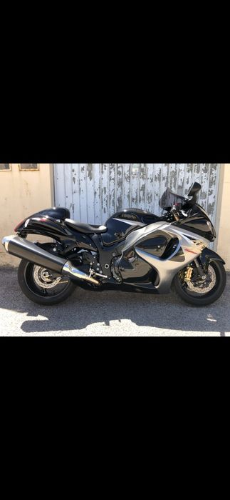 Suzuki GSX1300R-Hayabusa