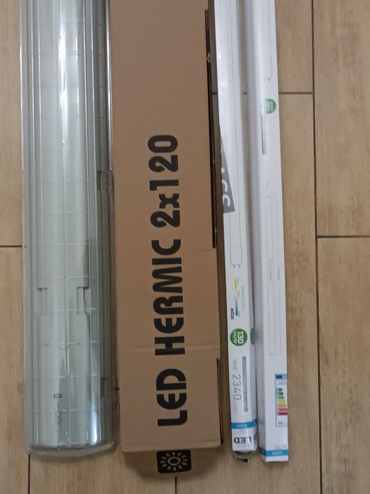 Oprawa oświetleniowa LED KOBI HERMETIC 2x120 + źródło światła