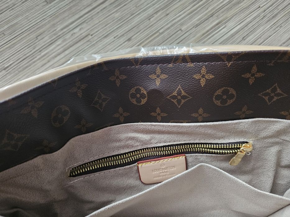 Torebka mieszcząca A4 jak Louis Vuitton