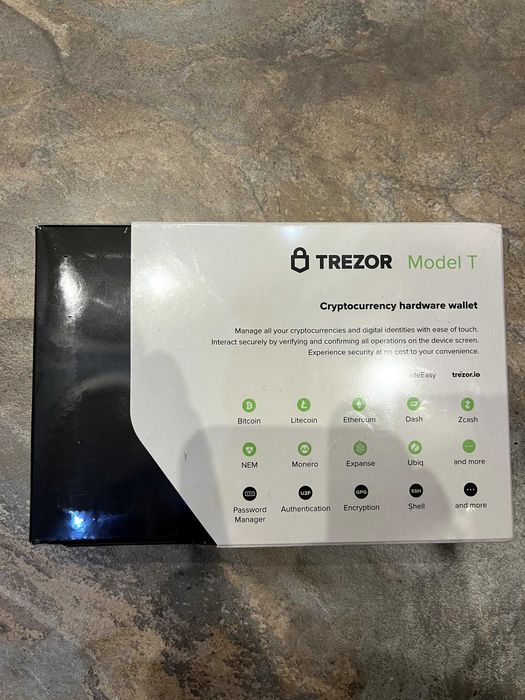 Криптогаманець Trezor Model T. Новий, запакований. Трезор
