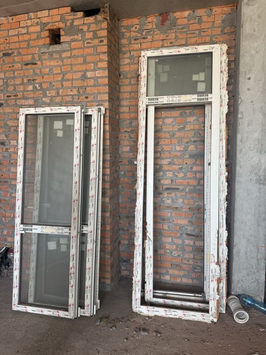 Металопластикові вікна та балконі двері REHAU