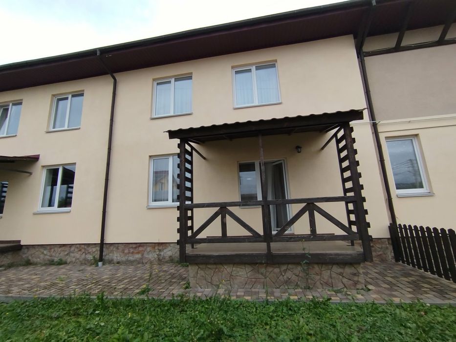 Продам таун з ремонтом