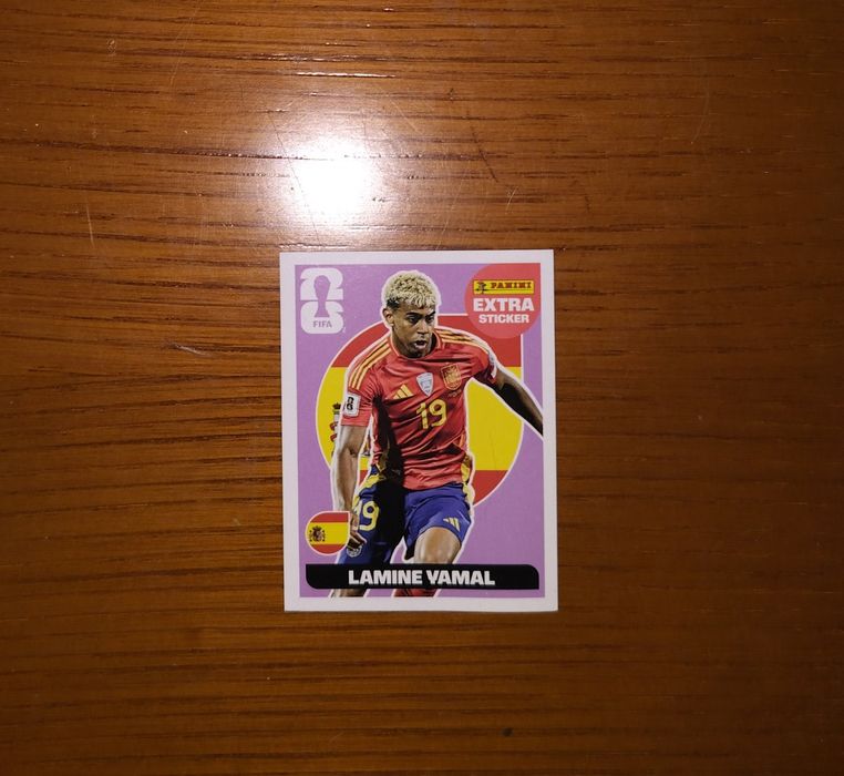 Extra-Sticker Lamine Yamal (Roxo) - Panini 2026