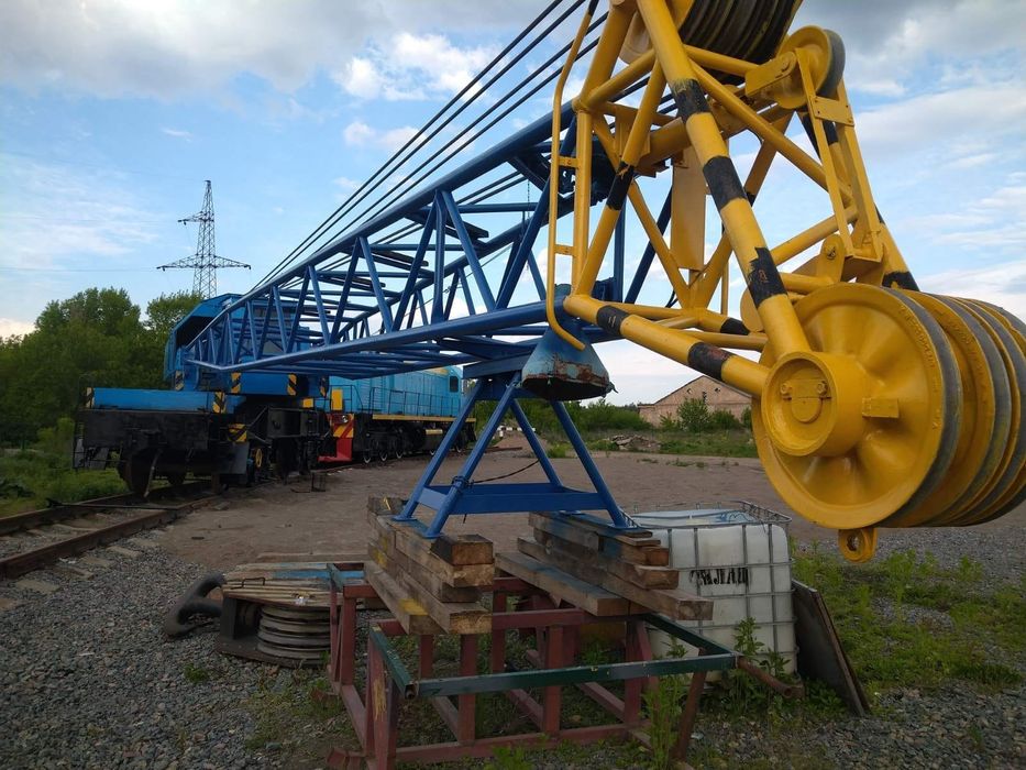 Кран железнодорожный EDK-300/2