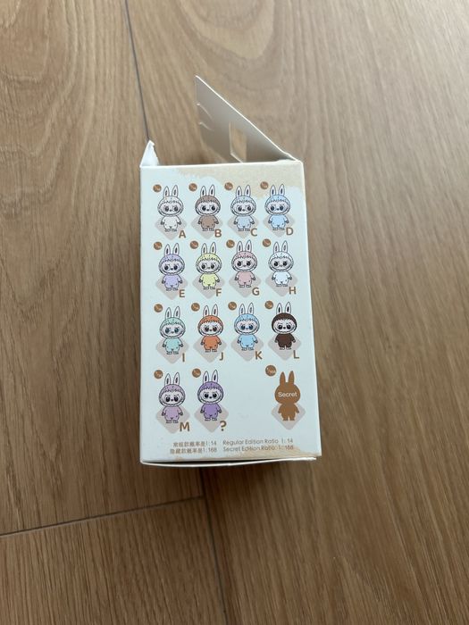 Labubu Pin For Love Laranja J Original