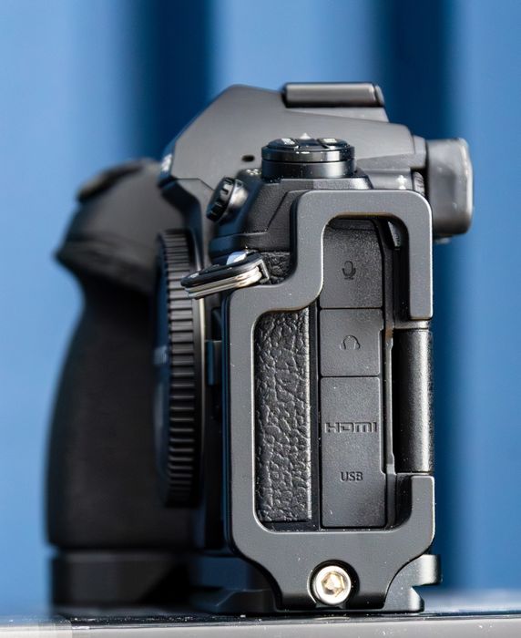 Olympus OM-D   E-M1 Mk II