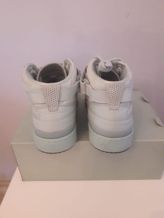 Damskie buty sportowe Adidas Ivy Park rozm.37 1/3