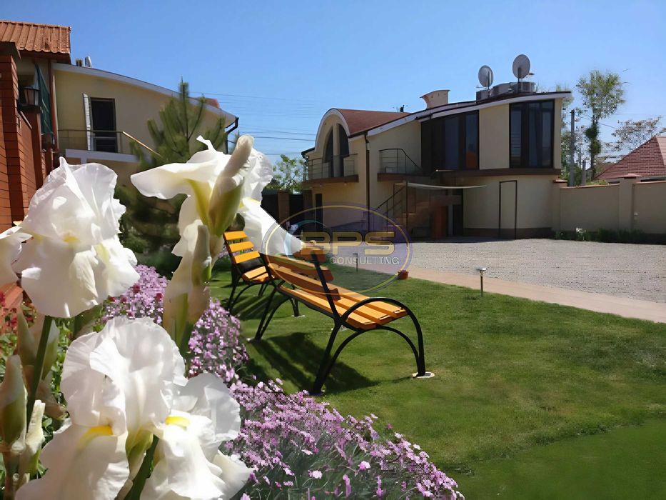 Люкс-готель у Затоці. 16 номерів + 4 котеджі — готовий бізнес!