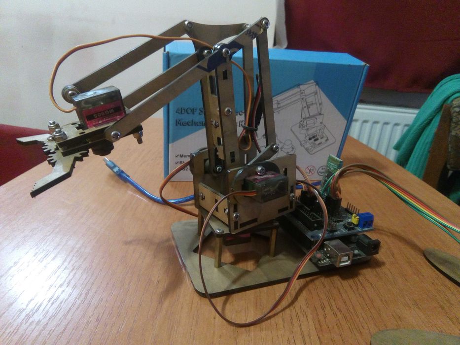 Механічна роботизована рука Lafvin 4DOF Arduino UNO R3 DIY