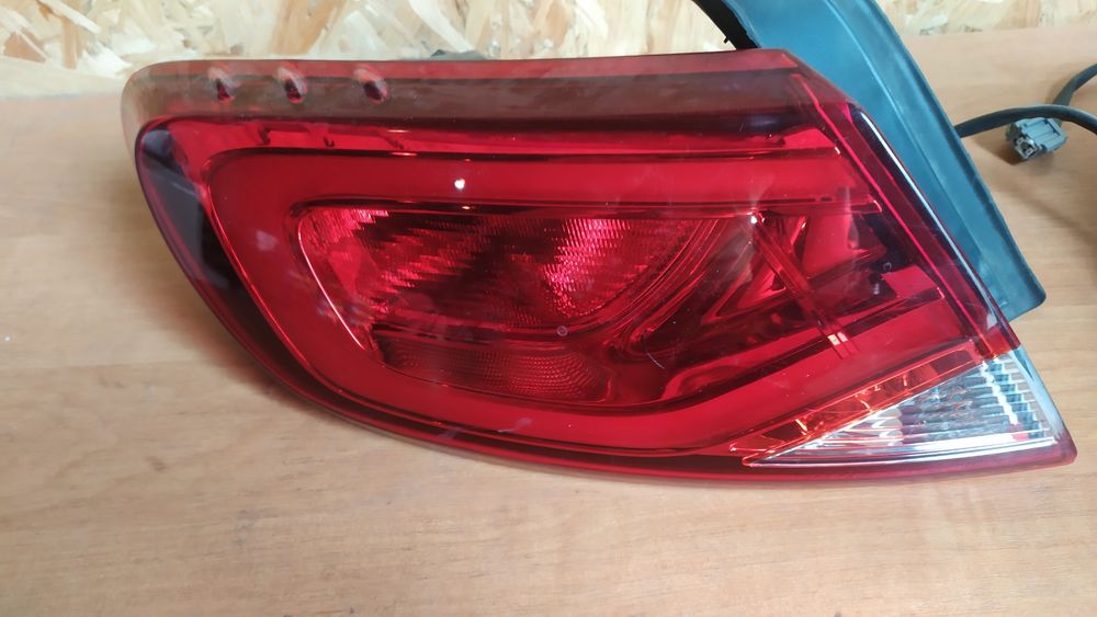Задние стопы Chrysler 200 15-