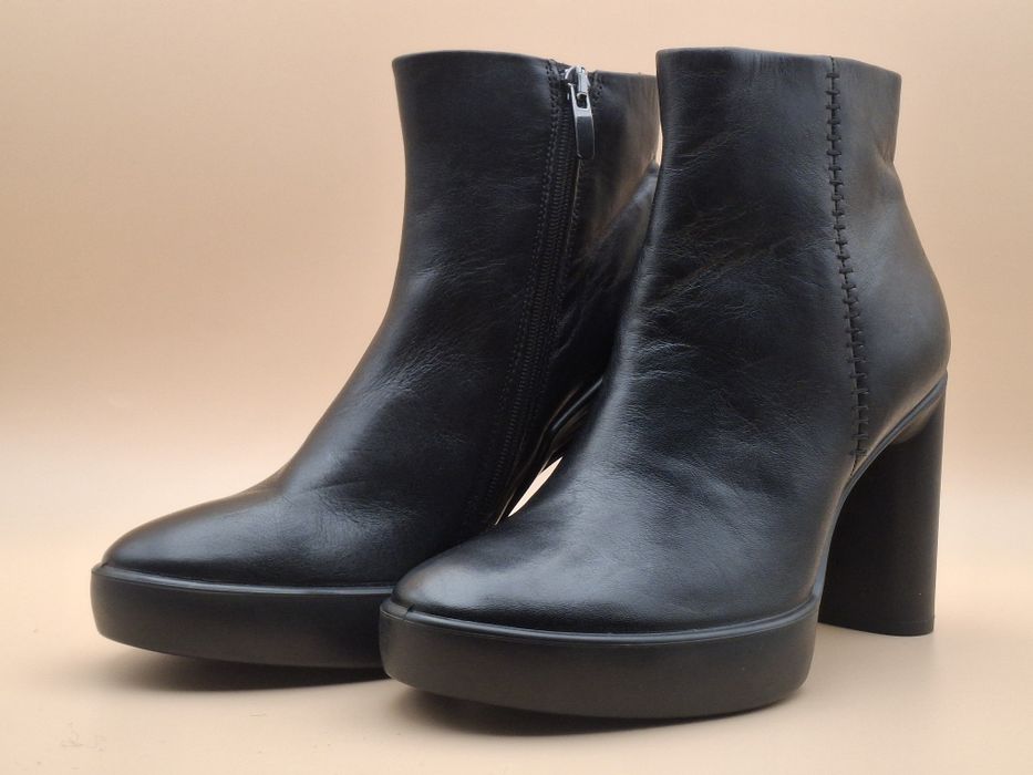 Черевики ECCO Shape Sculpted Motion 75 Нові 37р.