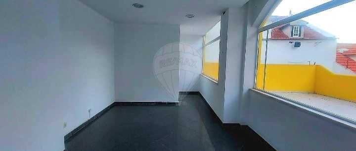 Arrenda-se loja com 191m2