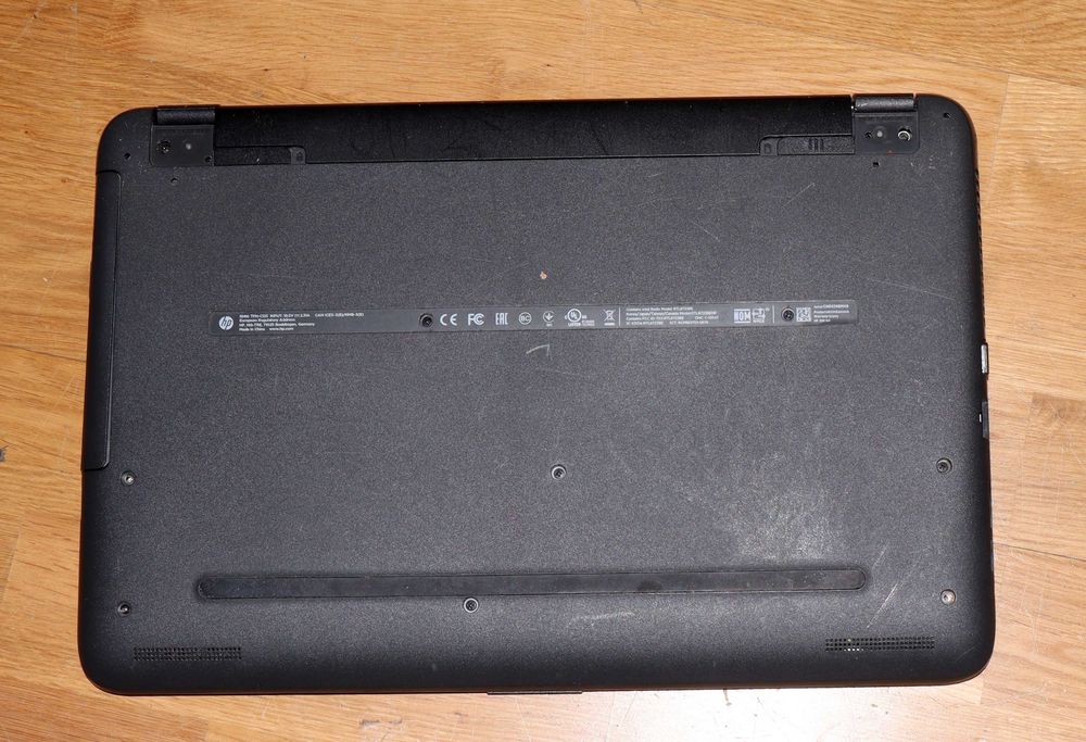 Laptop HP 250 G4 i3 4GB RAM Dysk SSD 128GB Win 10