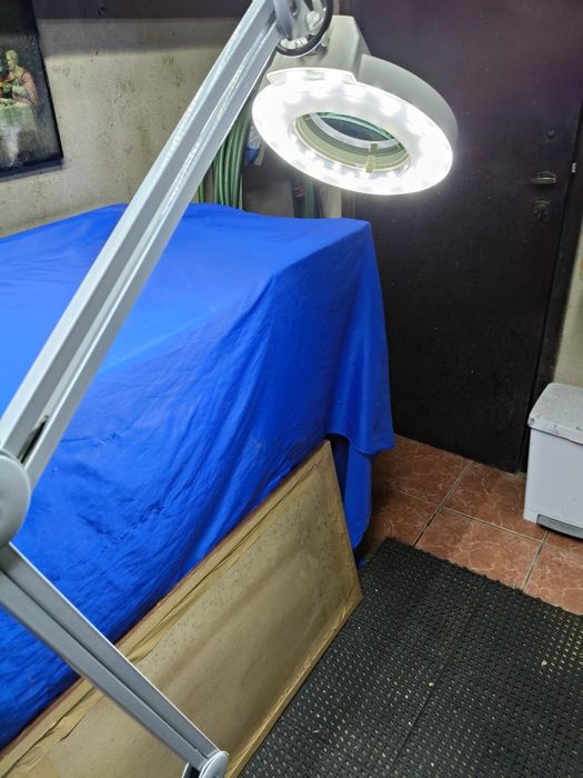 Vendo esta Lupa LED Ideal para Estética ou para trabalhos de precisão