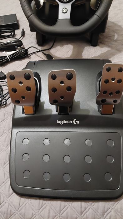 Logitech - Volante e manete