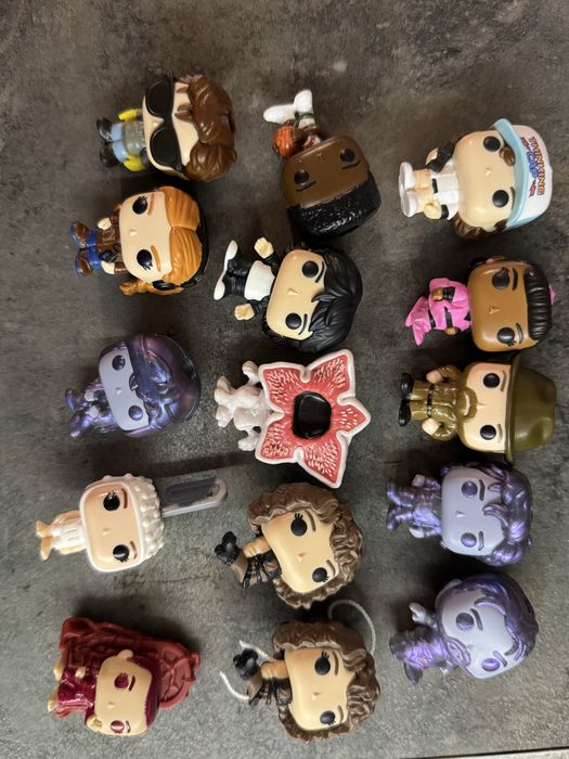 колекціонні фігурки дивні дива kinder joy