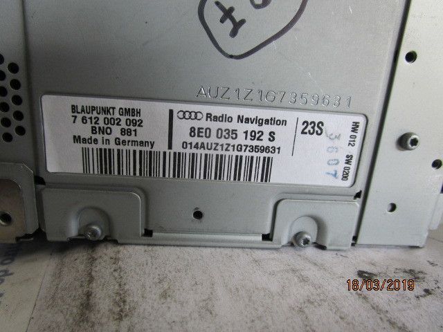 Rádio / auto-rádio AUDI A4 Cabriolet (8HE, B7)
