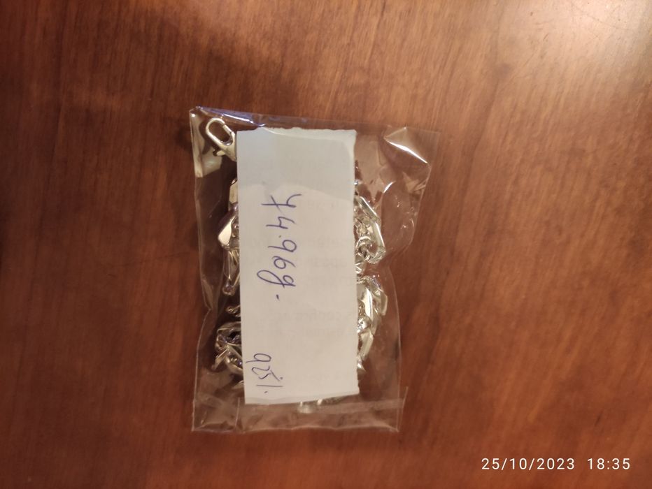 Corrente de prata banhada a Rodio 925%