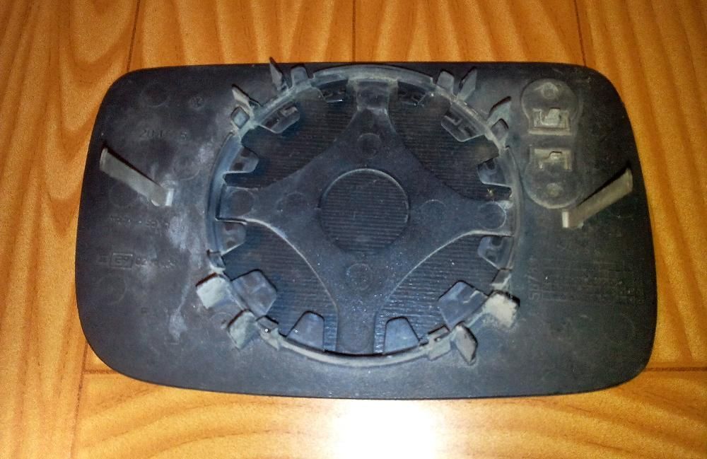 VW Polo 6N1 - material diverso
