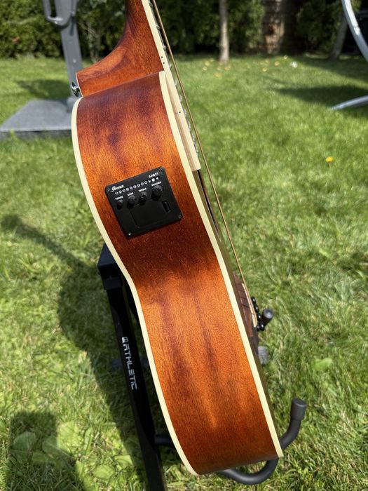 Bas akustyczny Ibanez Acoustic Bass + kabel