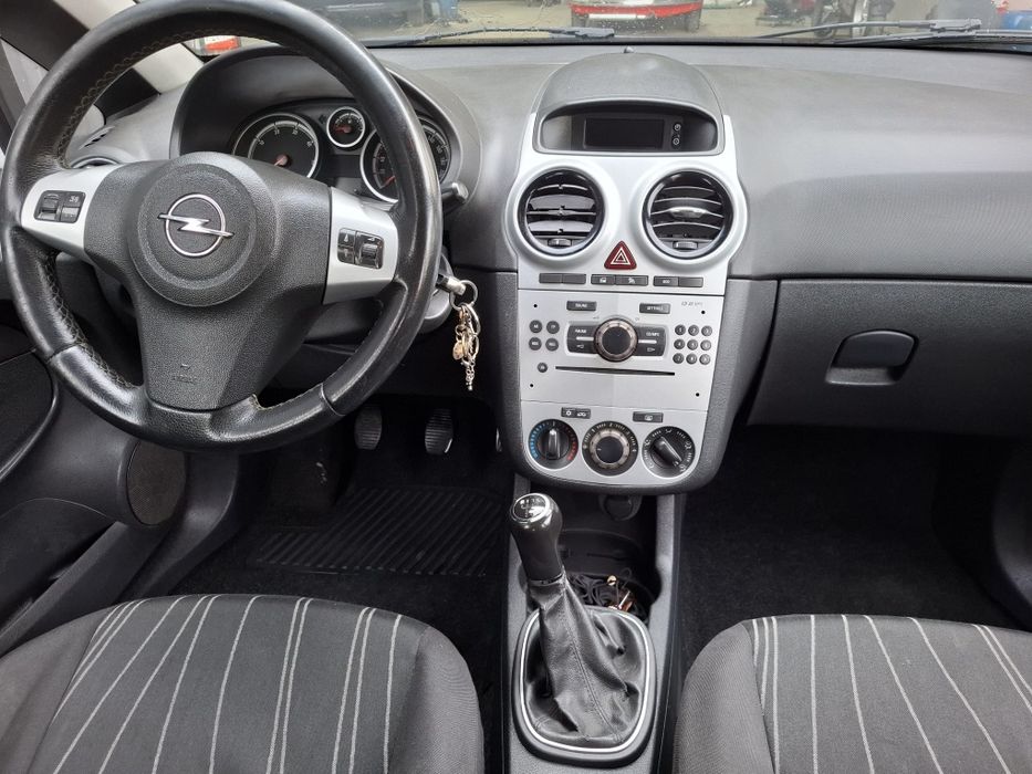 Opel corsa 1.3 cdti