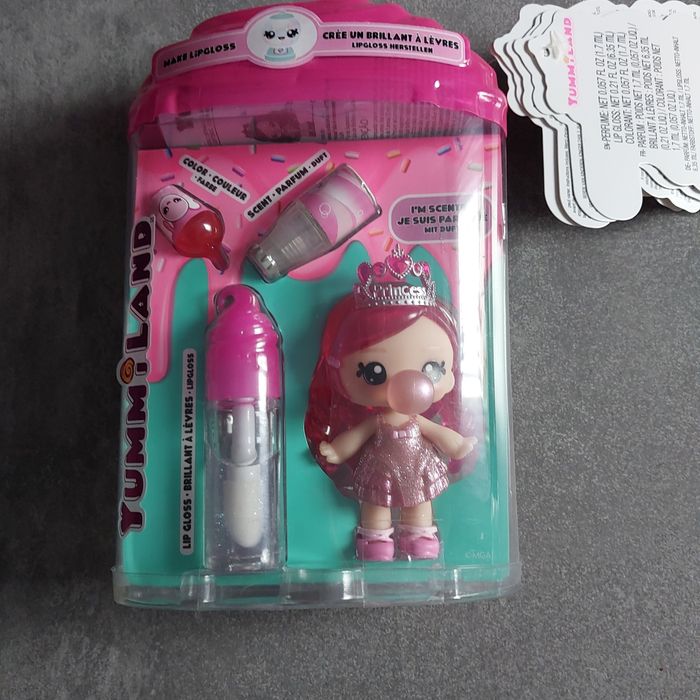 Mini lalka nowa z akcesoriami