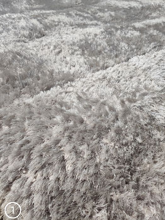 Carpetes de vários tamanhos (ver descrição)