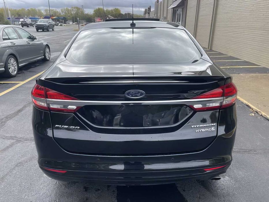 Ford Fusion      2018
