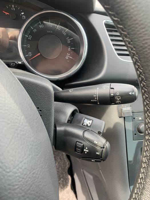 Peugeot 3008 2011 VIN VF30U9HR8BS283416 фото оголошення 8 з 21