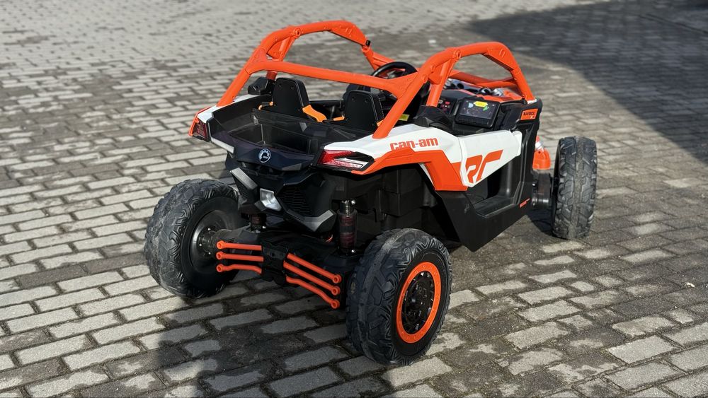 Samochodzik elektryczny maverick buggy