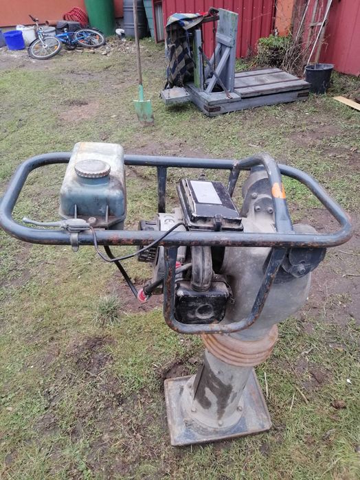 sprzedam  traktorek  glebogryzarke