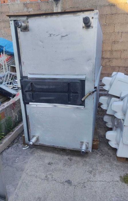 Vendo vitrine grande