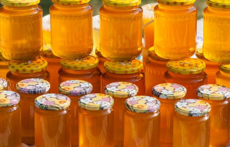 Naturalny miód prosto z pasieki – hurt i detal