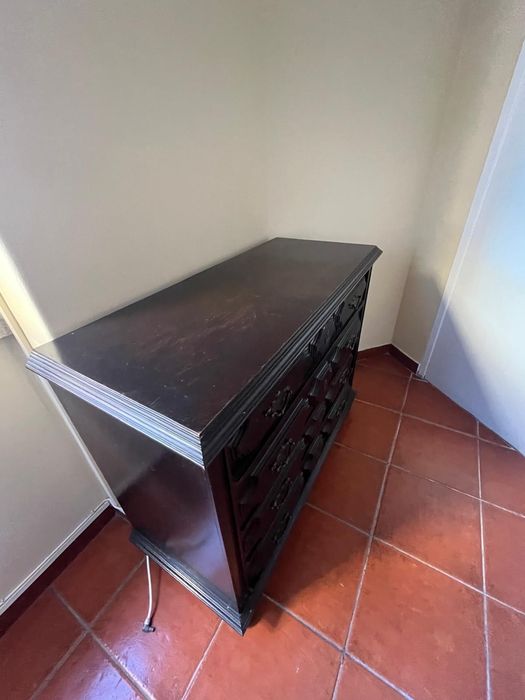 Mobília antiga de quarto