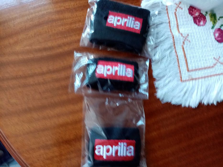 APRILIA, SOCKET meias de proteção para copos de óleo, novo!