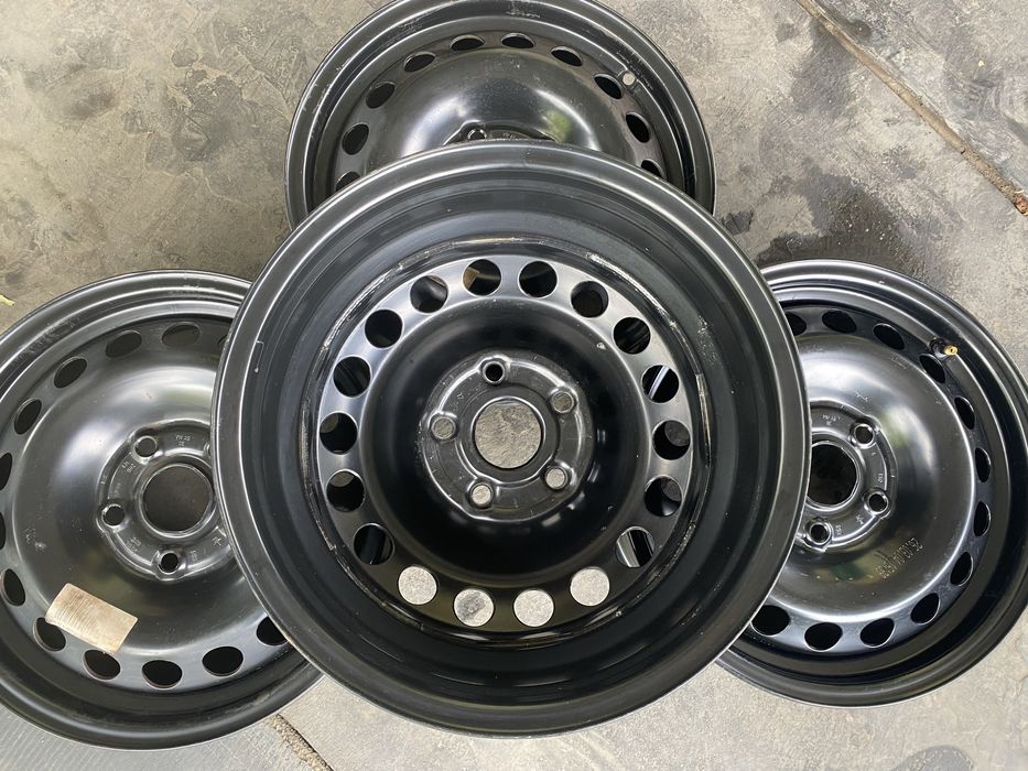 Диски VW AG R15 5-112 6.0J ET47 DIA57.1мм.